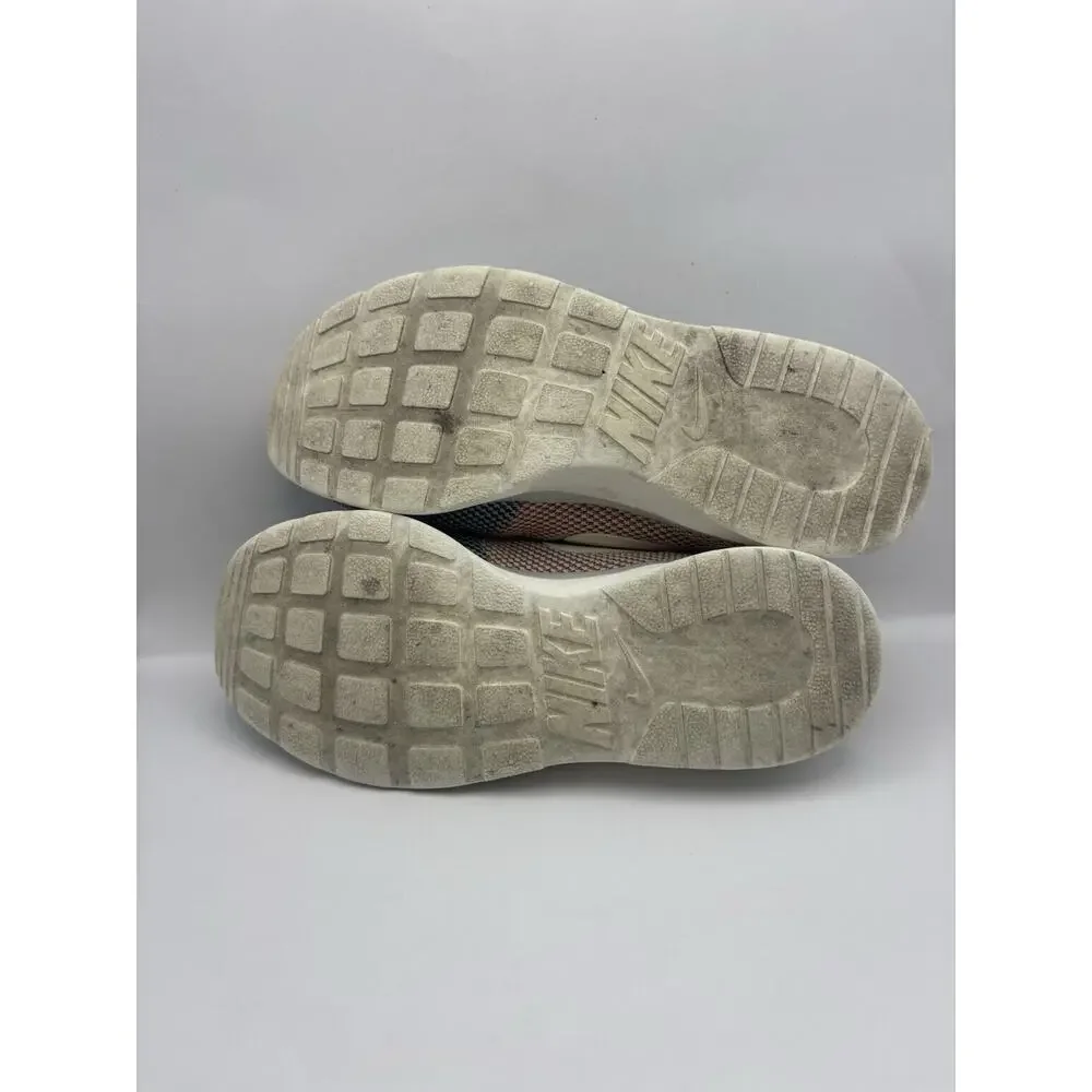Nike Tanjun Racer Sneakers Women Size 9
